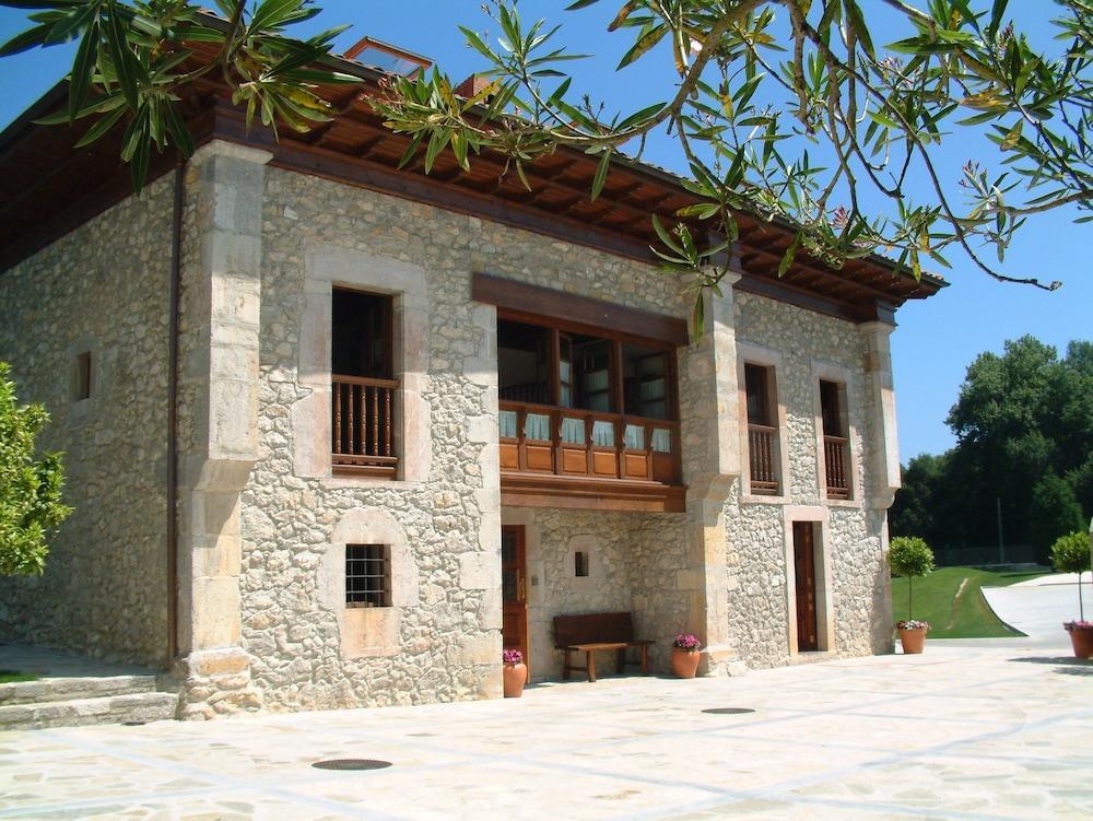 Hotel Aldama Golf Quintana de Llanes Kültér fotó